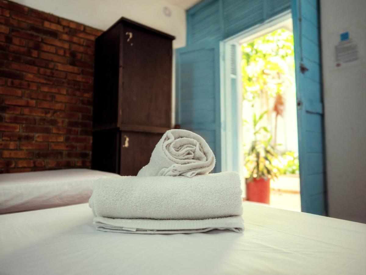 Aluna Hostel B&B Санта-Марта Екстер'єр фото